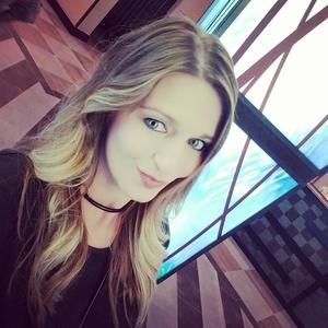 Meet your Posher, Hope